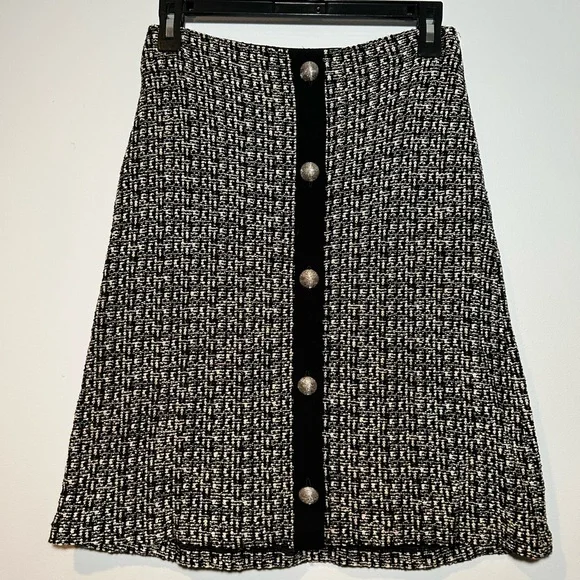 St. John Classic Black and White Tweed Suit Set - Picture 7 of 10